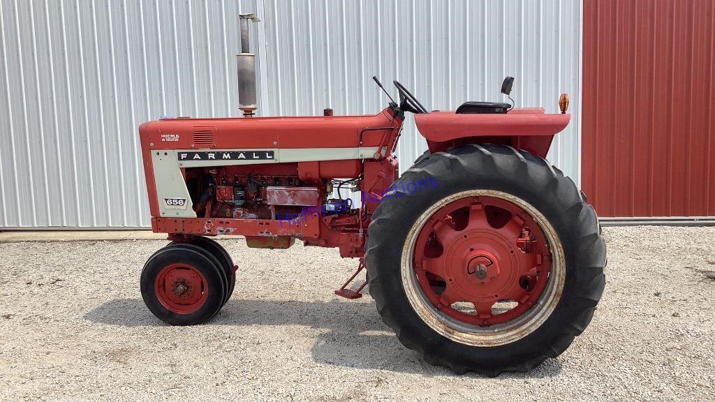 Image of Farmall 656 Primary image