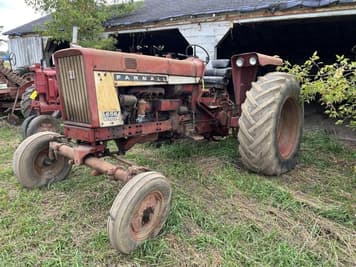 Main image International Harvester 656