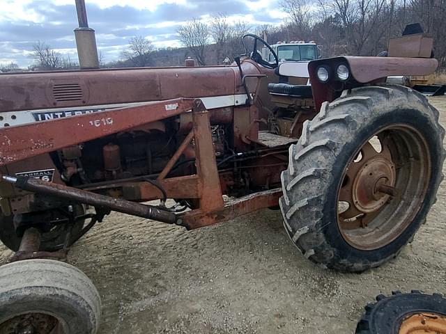 Image of Farmall 656 equipment image 3