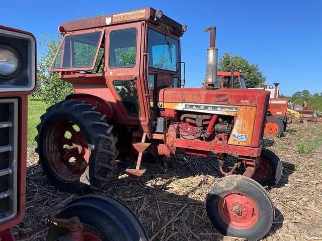 Image of Farmall 706 equipment image 1