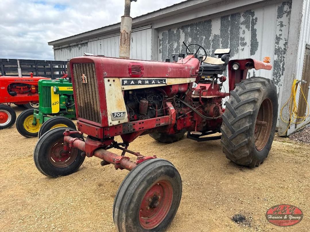 Image of Farmall 706 Primary image