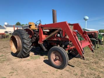 Main image International Harvester 706