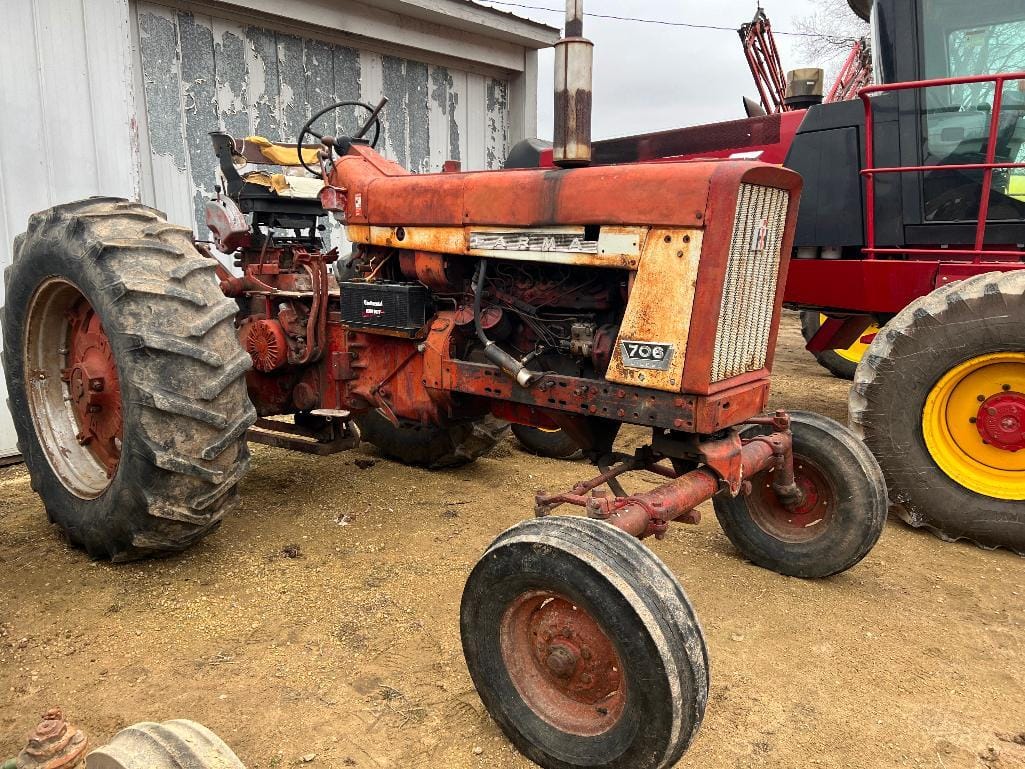 Main image International Harvester 706