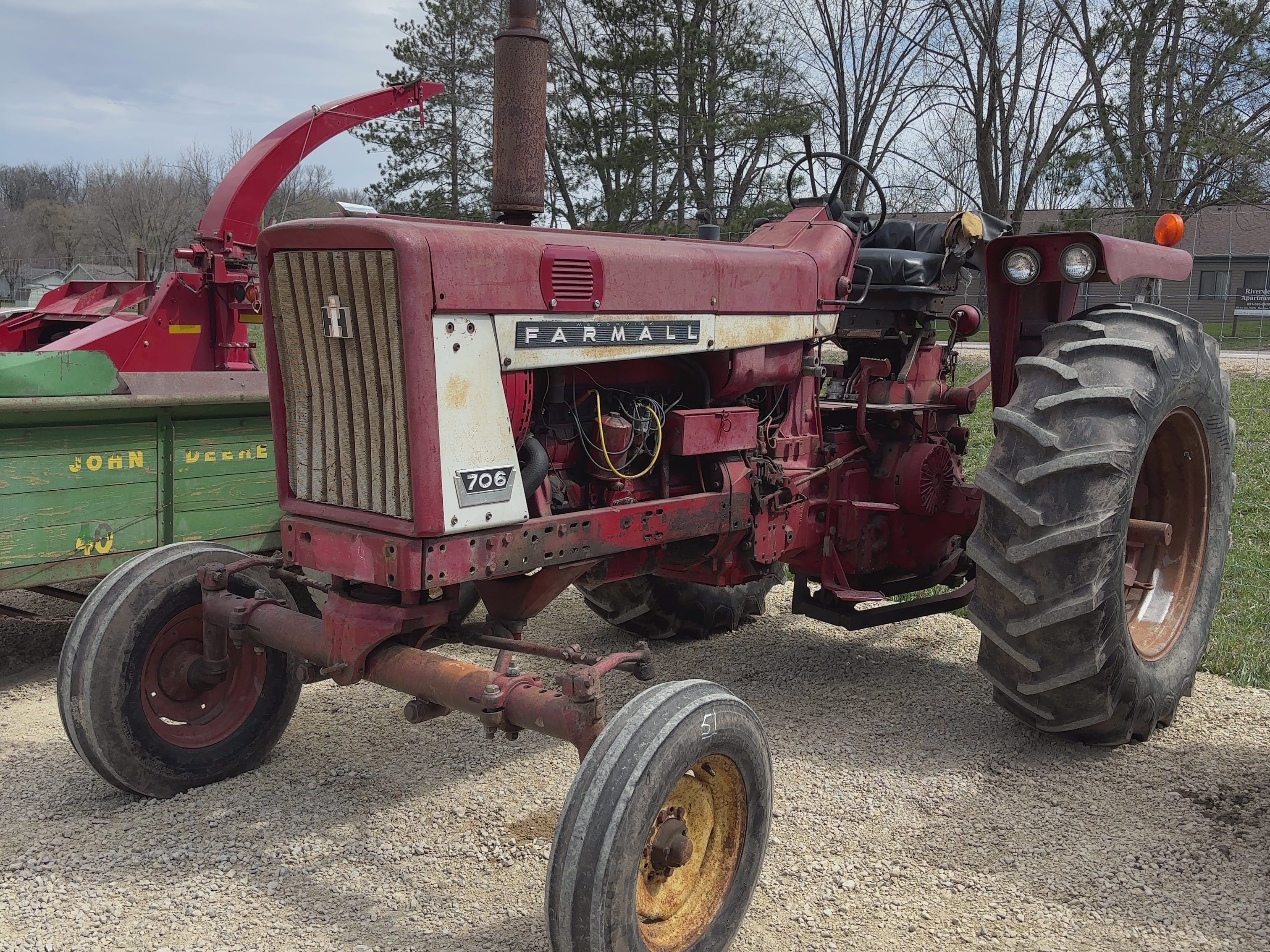Main image International Harvester 706