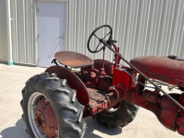 Image of Farmall A equipment image 1