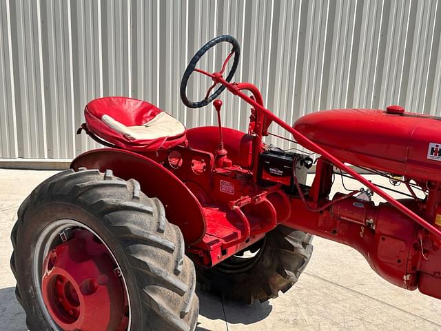 Image of Farmall A equipment image 4