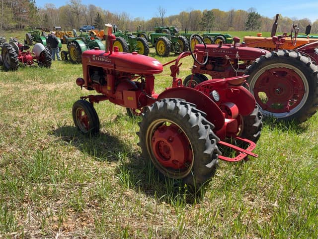 Image of Farmall A equipment image 4