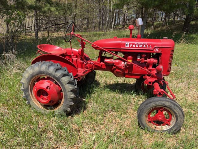 Image of Farmall A equipment image 1