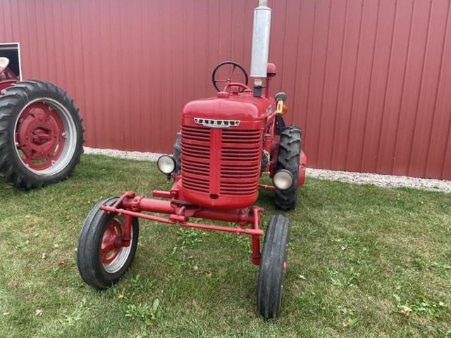 Image of Farmall A equipment image 2