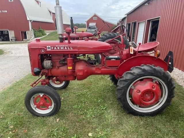 Image of Farmall A equipment image 3