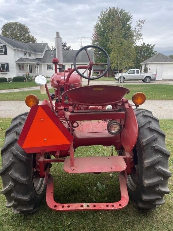 Image of Farmall A equipment image 4