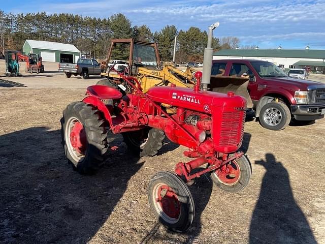 Image of Farmall A equipment image 2