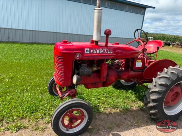 Image of Farmall A equipment image 2