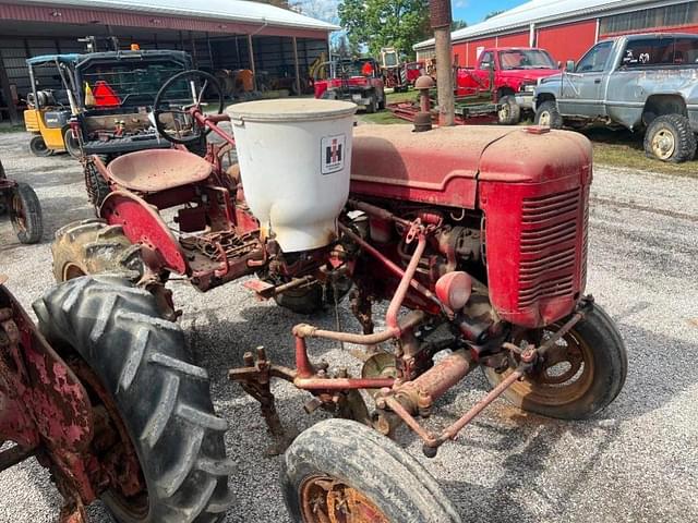 Image of Farmall A equipment image 2