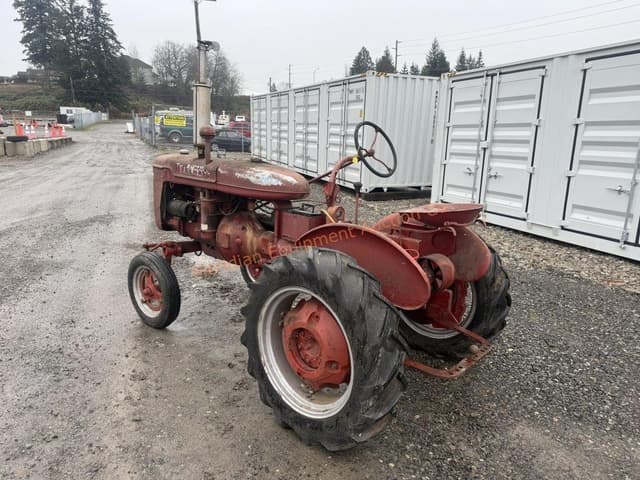Image of Farmall A equipment image 3