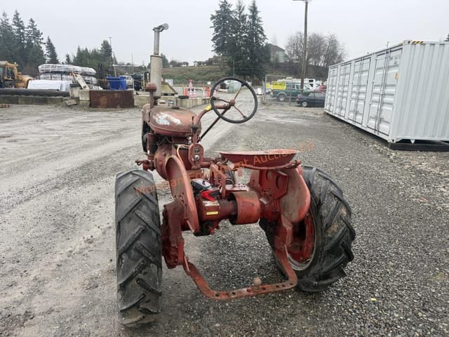 Image of Farmall A equipment image 4