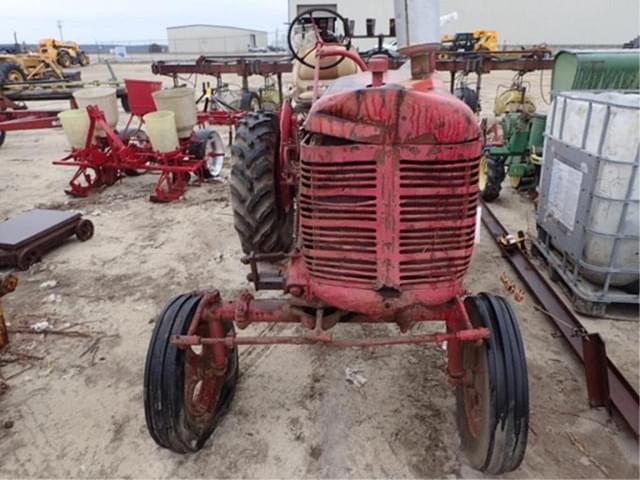 Image of Farmall A equipment image 1