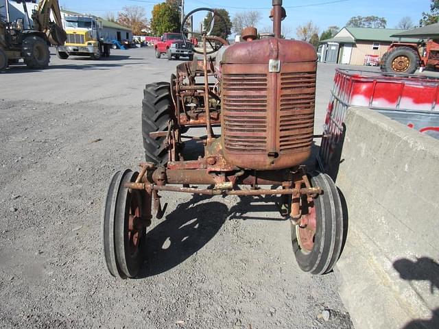 Image of Farmall A equipment image 2