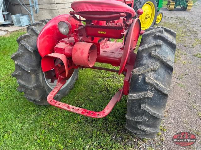 Image of Farmall A equipment image 4
