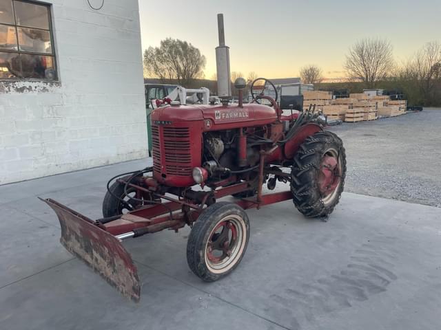 Image of Farmall A equipment image 1