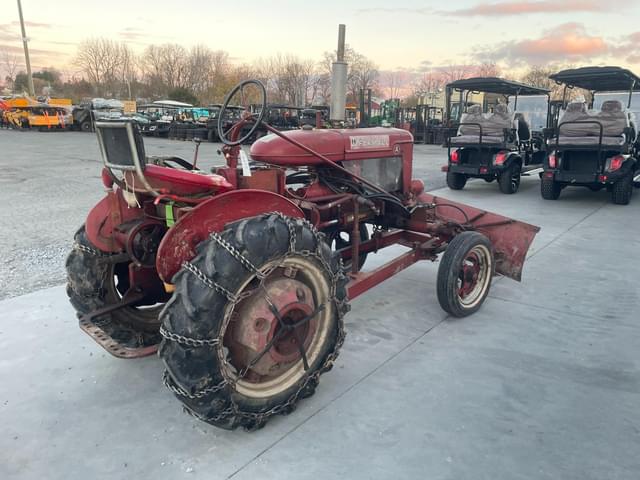 Image of Farmall A equipment image 3