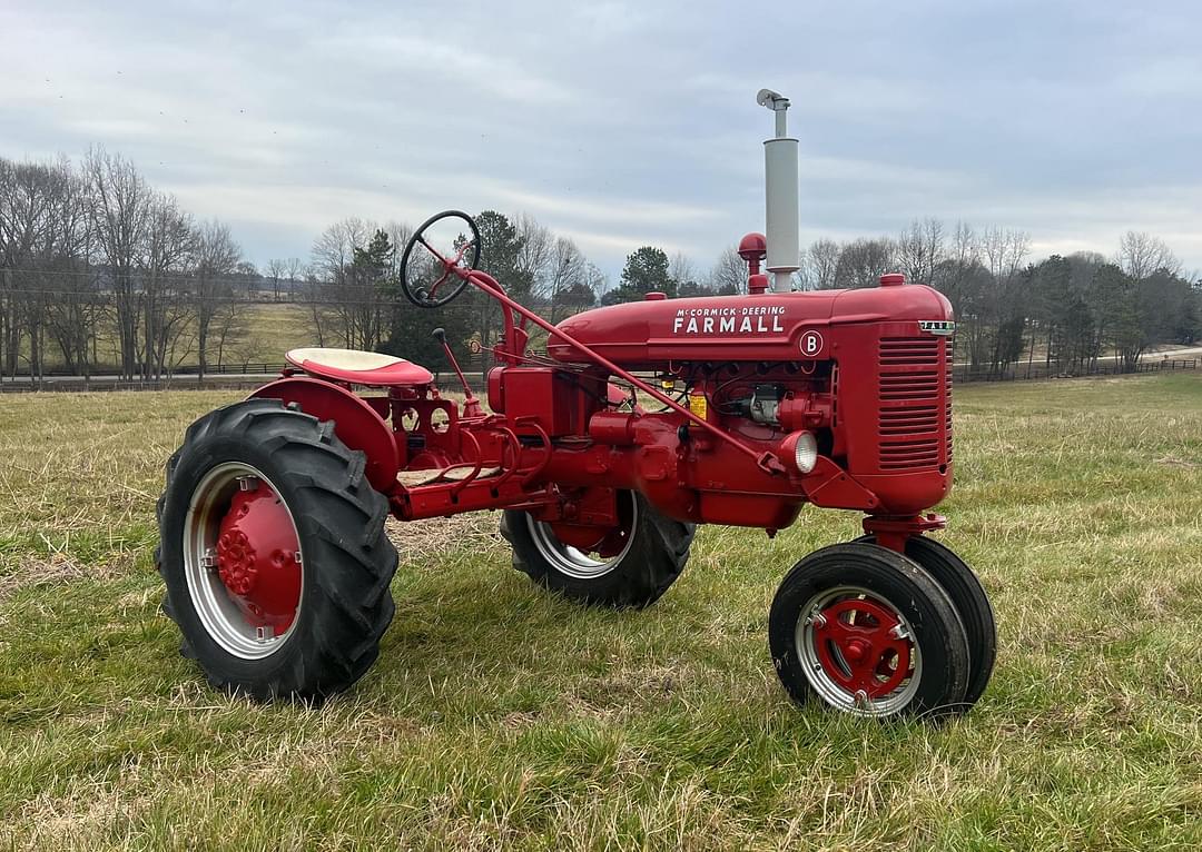 Image of Farmall B Primary image