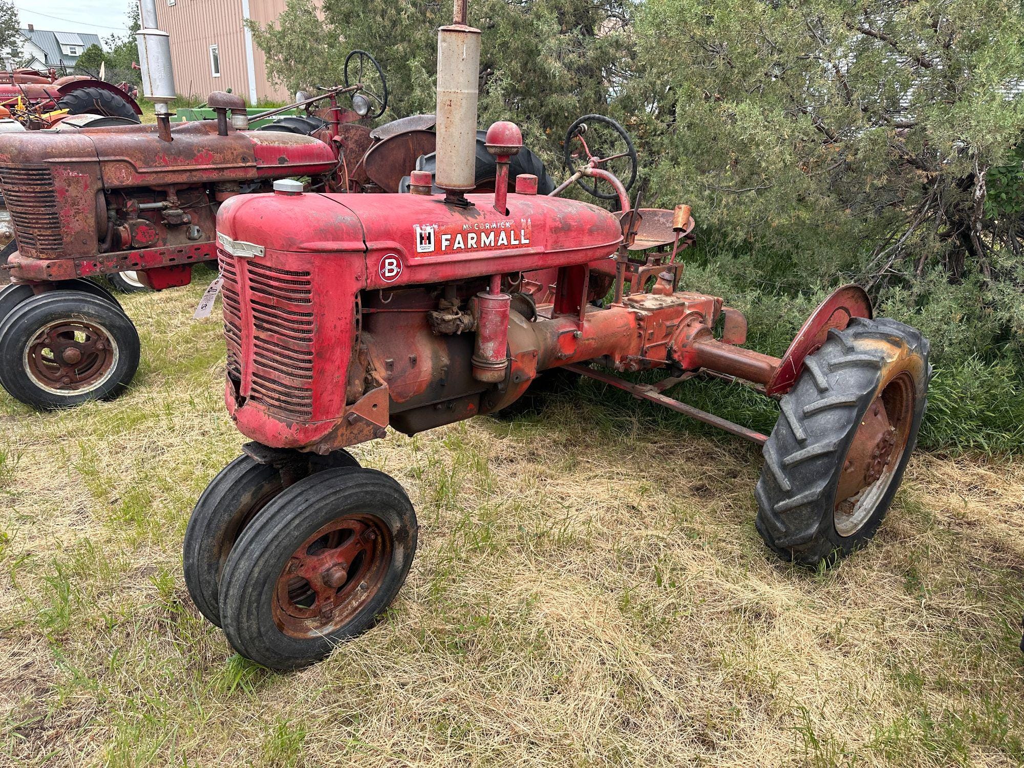 Main image Farmall B