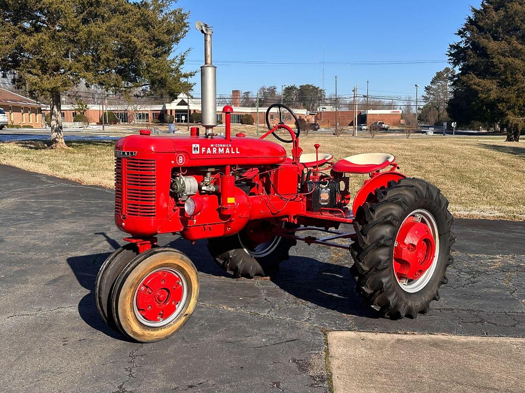 Image of Farmall B Primary image