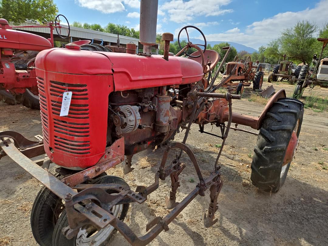 Image of Farmall B Primary image