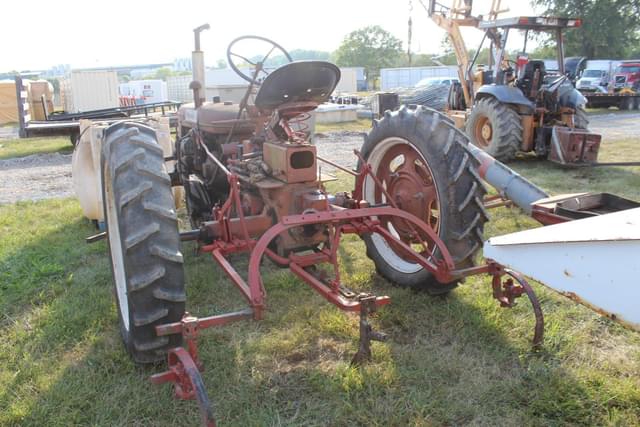 Image of Farmall C equipment image 2
