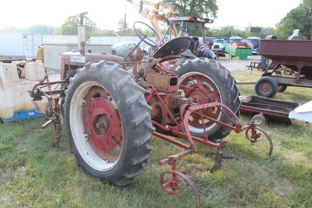 Image of Farmall C equipment image 1