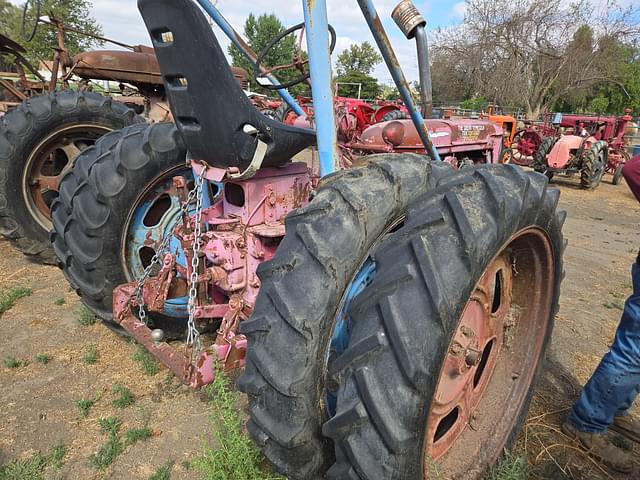 Image of Farmall C equipment image 2