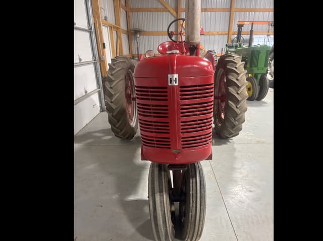 Image of Farmall C equipment image 2