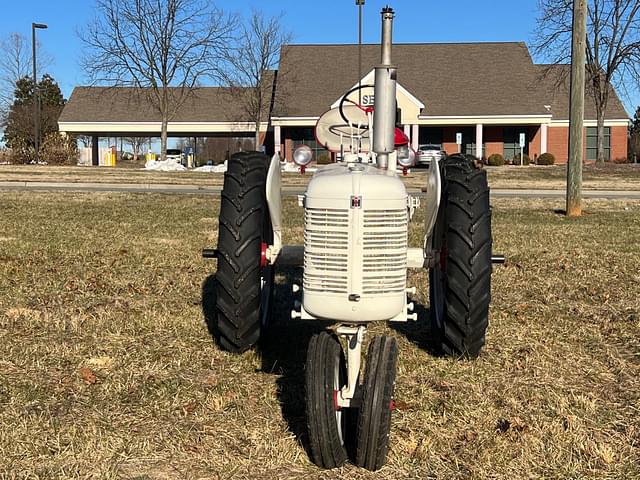 Image of Farmall C equipment image 1