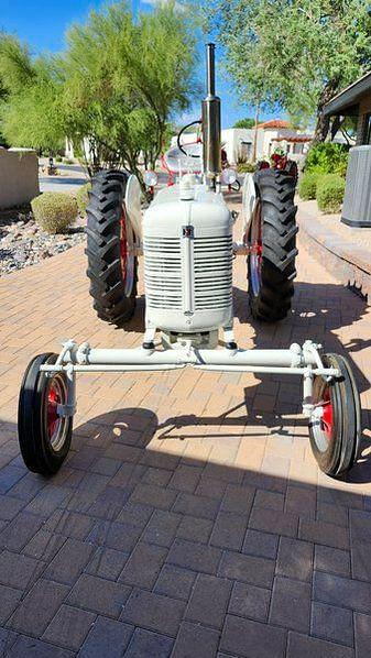 Image of Farmall C equipment image 1