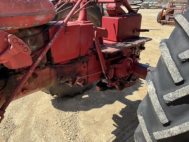Image of Farmall C equipment image 2