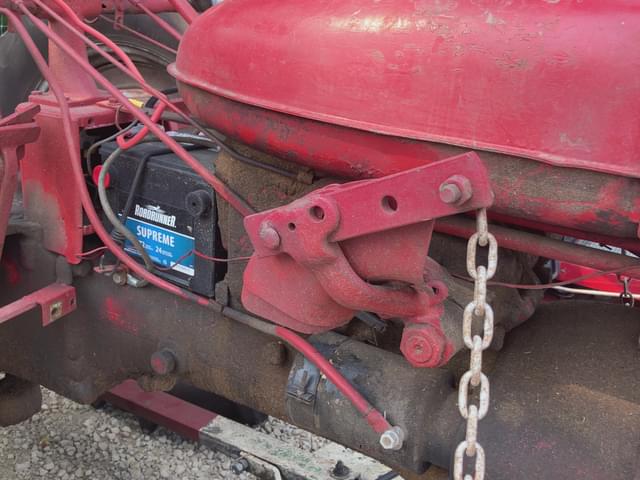 Image of Farmall C equipment image 3