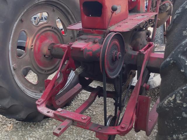 Image of Farmall C equipment image 4