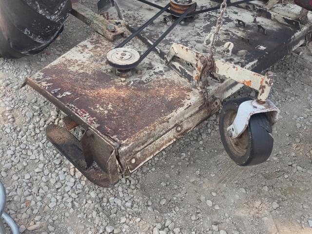 Image of Farmall C equipment image 2