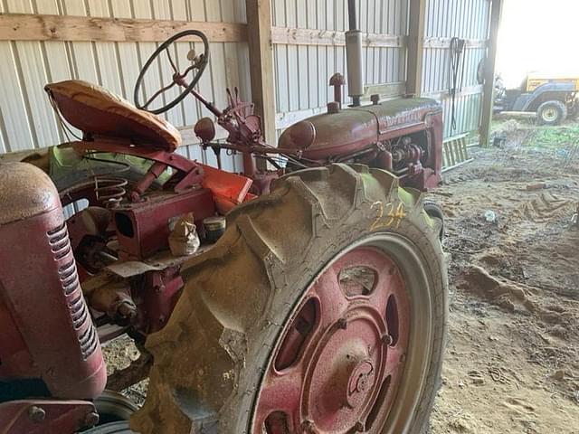 Image of Farmall C equipment image 2