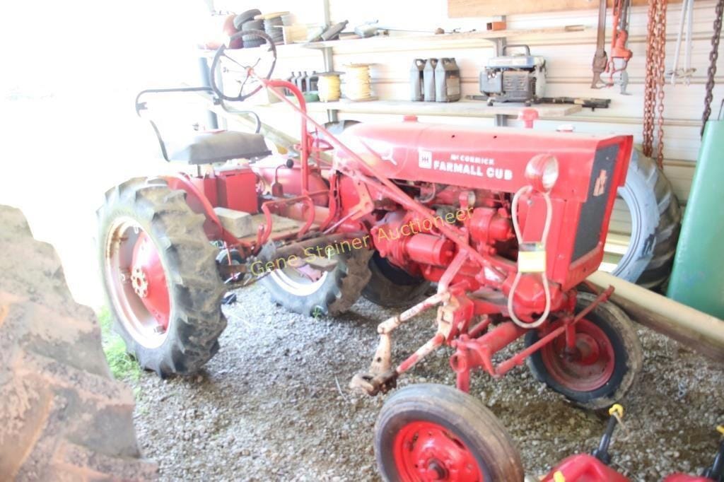 Main image Farmall Cub