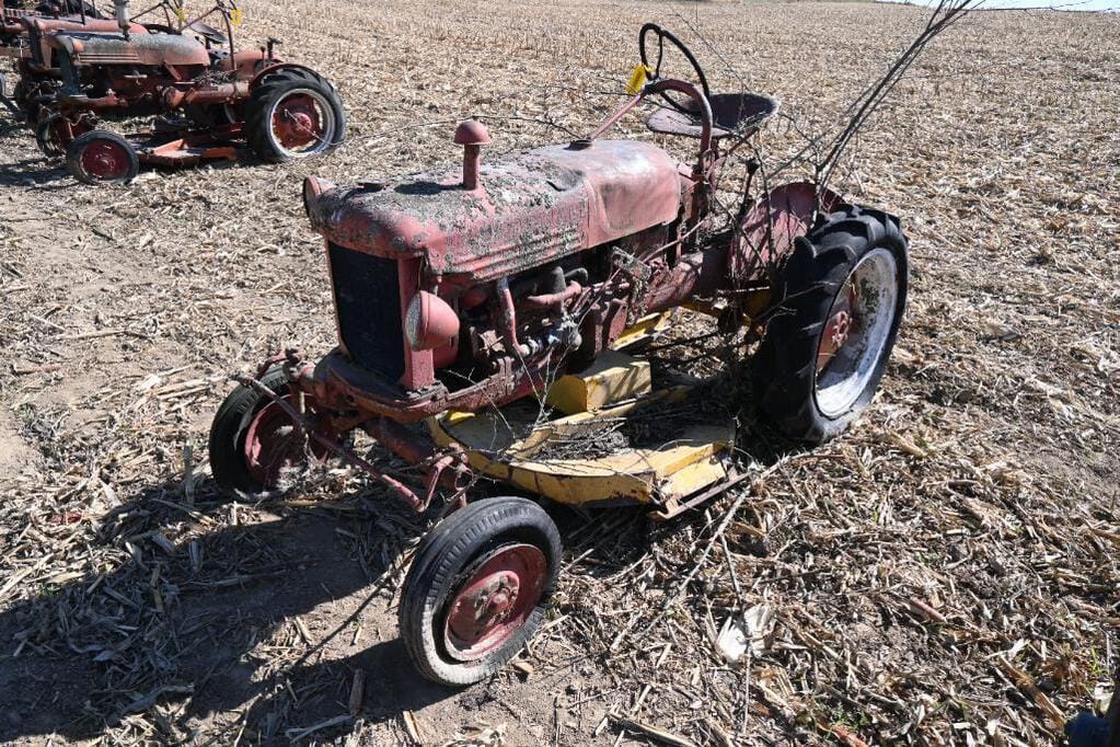 Main image Farmall Cub