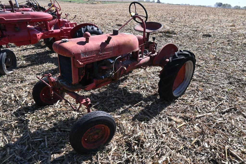 Main image Farmall Cub