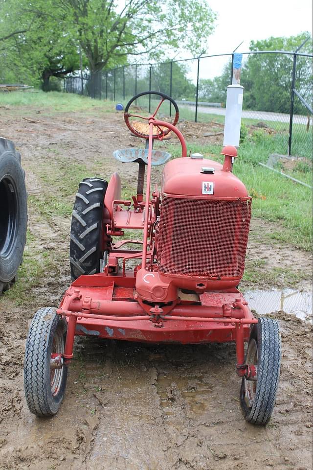 Image of Farmall Cub equipment image 1