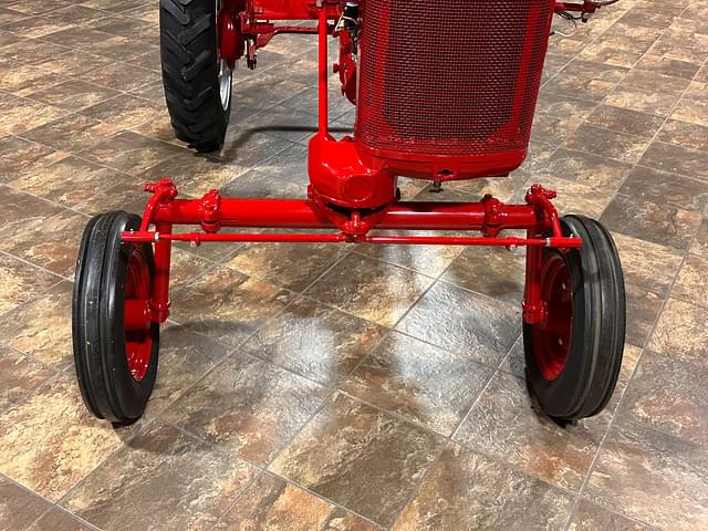 Image of Farmall Cub equipment image 3