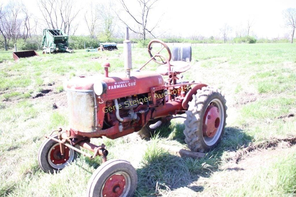 Main image Farmall Cub
