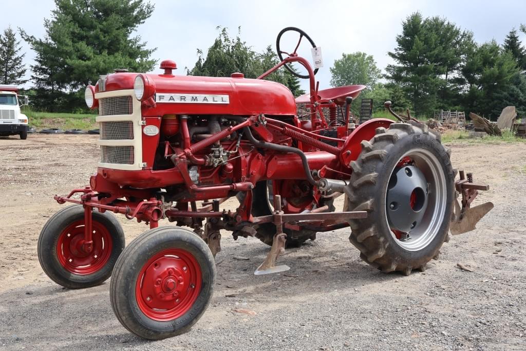 Image of Farmall Cub Primary image