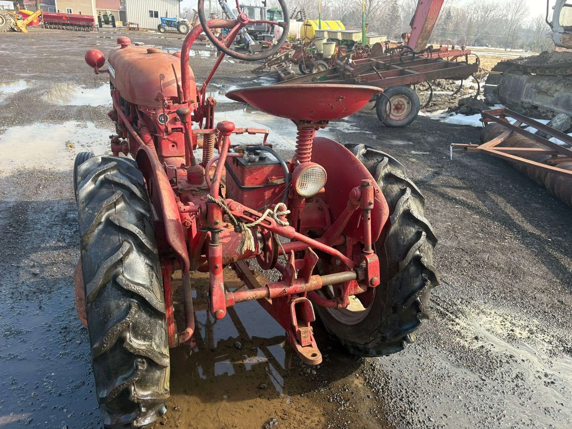 Farmall Cub Equipment Image0
