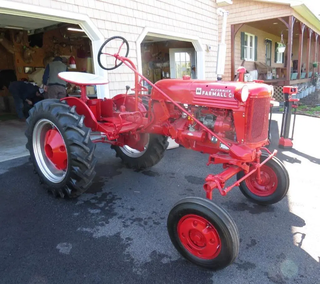 Image of Farmall Cub Primary image