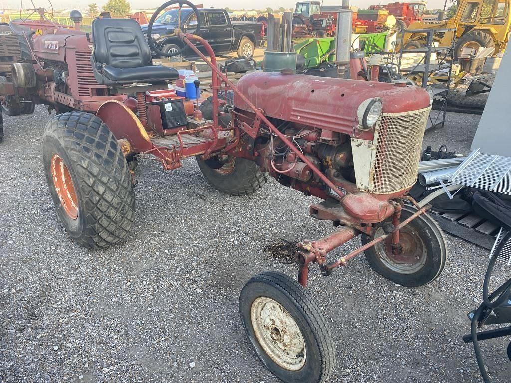 Image of Farmall Cub Image 0